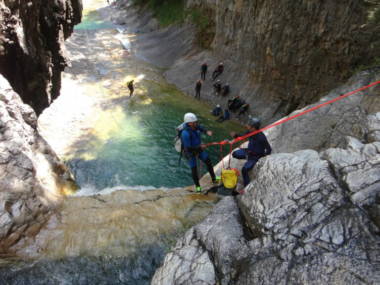 CANYONING Journée - niveau 2